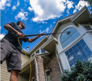 Window-Cleaning-Services-3-1536x864.1.jpg
